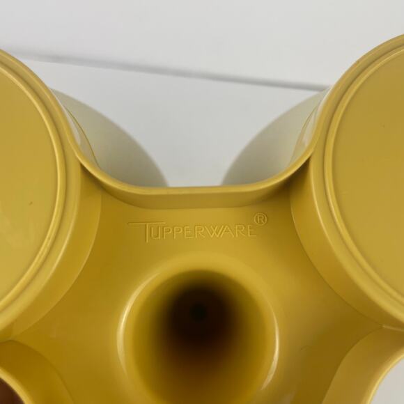 Vintage Tupperware Three Cup Serveware & Holder No Lids - Picture 4 of 6